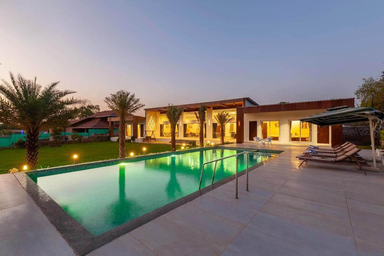 Natures Odyssey By Stayvista - Amidst Lush Greenery With Outdoor Pool And Indoor Activities Chinchavli Εξωτερικό φωτογραφία